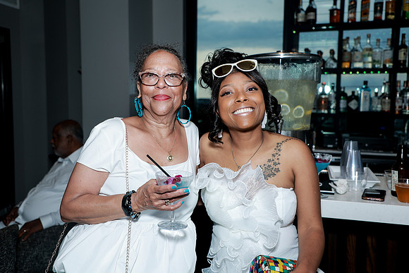 EAVI9365